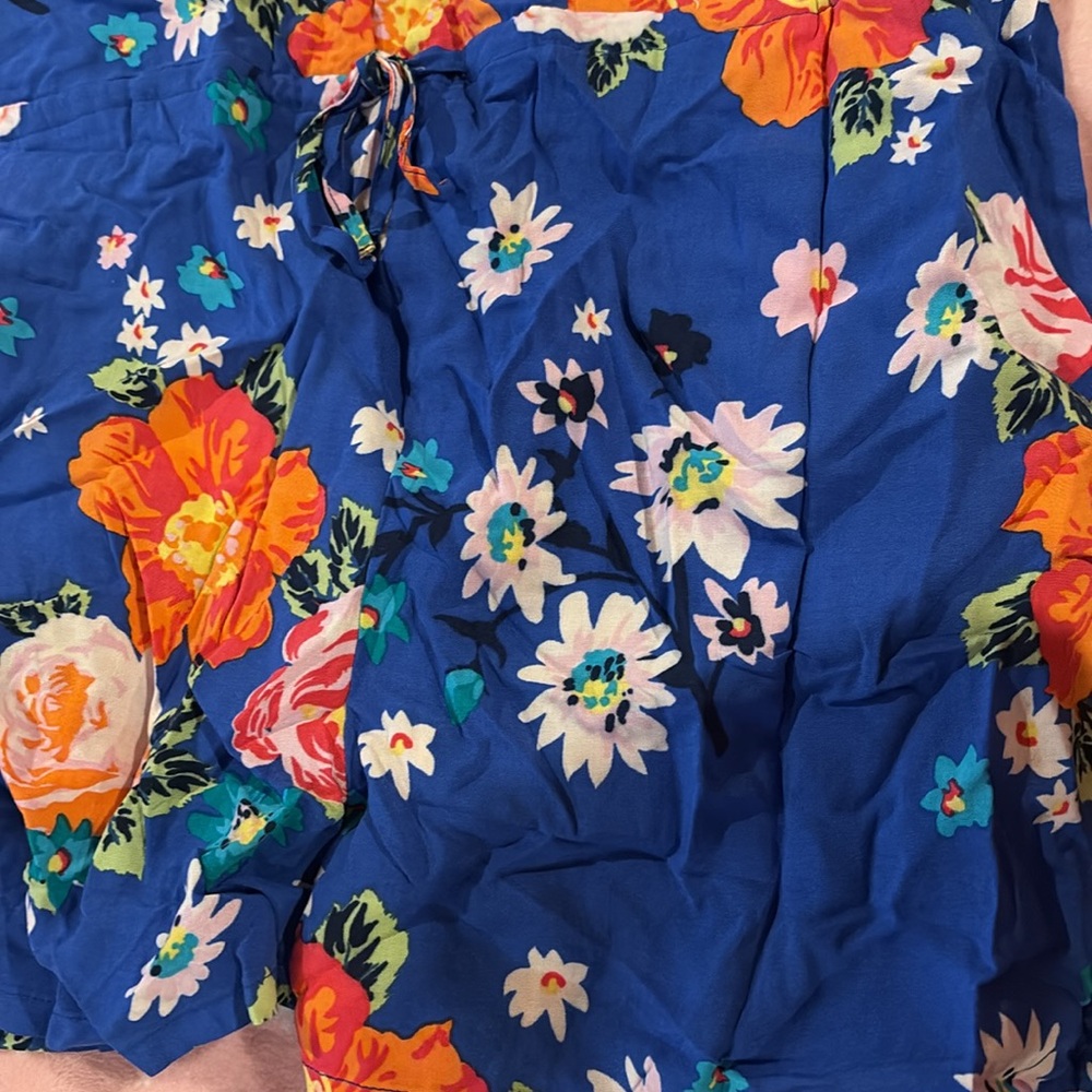 Romper - Picture 2 of 4